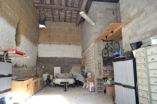 Grange garage